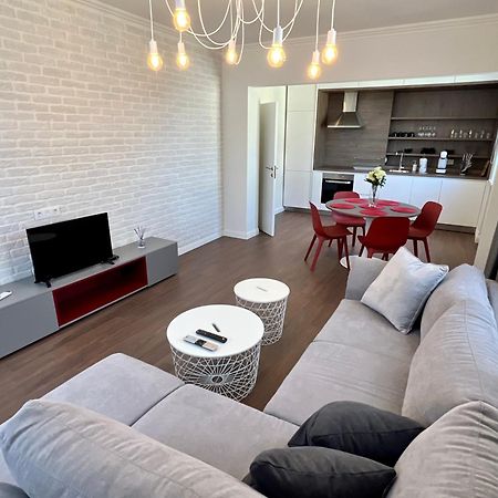 Location ! Location ! Location ! City Garden View Apartment Sofia Zewnętrze zdjęcie